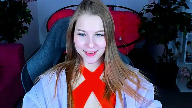 CuteMousee online show from December 24, 6:00 am