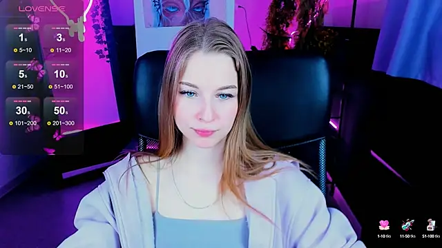 CuteMousee online show from January 14, 5:51 am