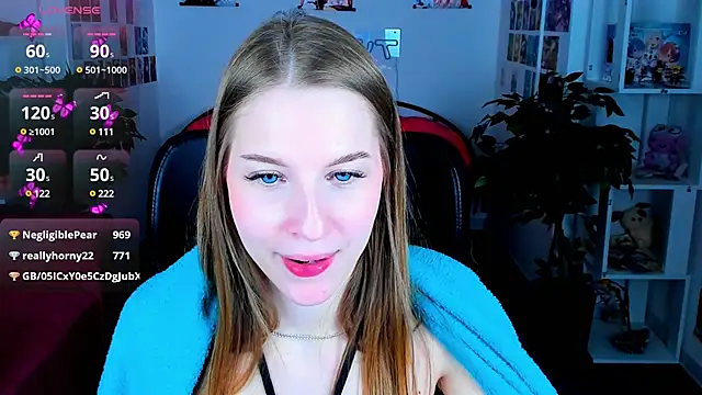 CuteMousee online show from January 23, 9:29 pm