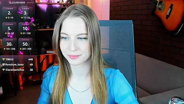 CuteMousee online show from February 26, 6:00 pm