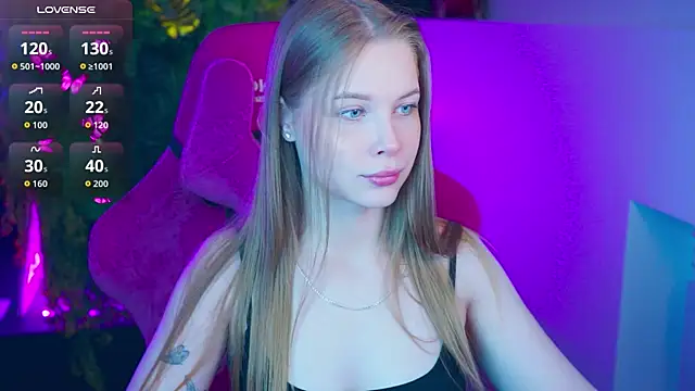 CuteMousee online show from June 21, 4:37 am