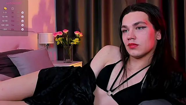 Alfreda Mills online show from March 9, 1:37 pm