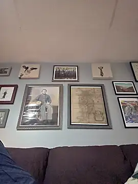 Icebearsticlese online show from April 10, 3:01 am