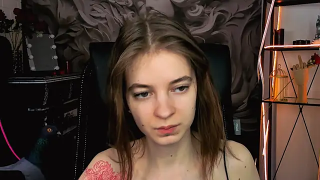 TinaDavil online show from March 7, 1:07 pm