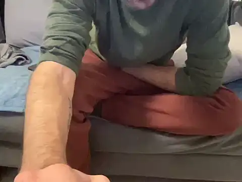 4small4inchlol online show from January 7, 10:12 pm