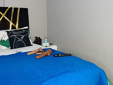 MissBigNipples online show from November 3, 3:19 am