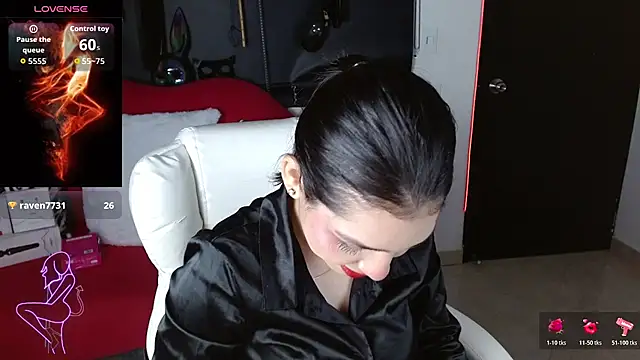 Carolaine69  online show from March 14, 2:00 pm