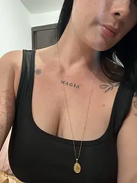 Snapshot of Libia_James chatting on March 17, 12:26 am Libia James online show from March 17, 12:26 am