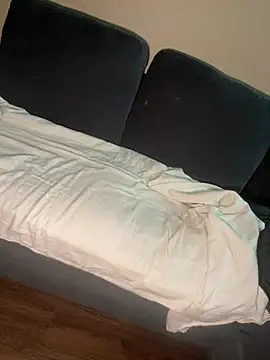 Snapshot of SexxyreddMale chatting on January 16, 12:34 am SexxyreddMale online show from January 16, 12:34 am