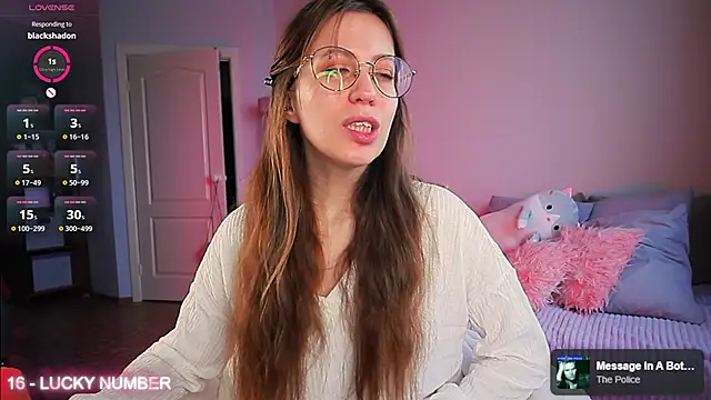Snapshot of ms_allison_w chatting on April 27, 12:36 pm ms allison w online show from April 27, 12:36 pm