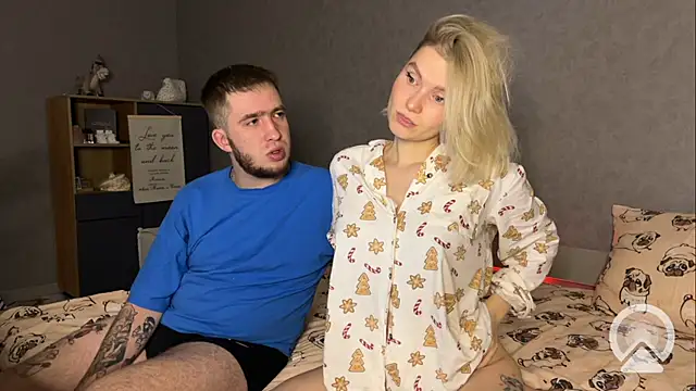 Adelovenick online show from December 24, 7:33 pm