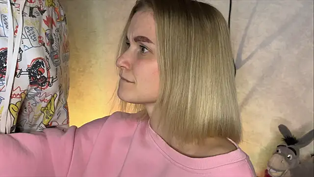 Adelovenick online show from March 19, 6:55 pm