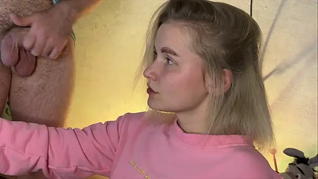 Adelovenick online show from March 21, 7:46 pm