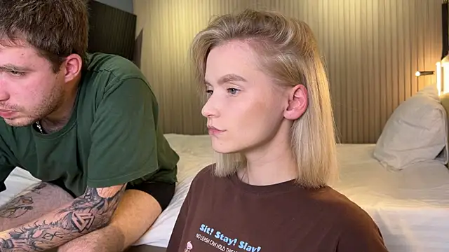 Adelovenick online show from November 10, 12:15 pm