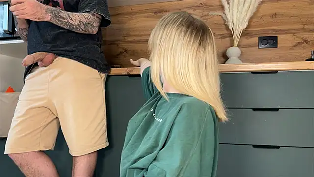 Adelovenick online show from April 1, 10:38 am