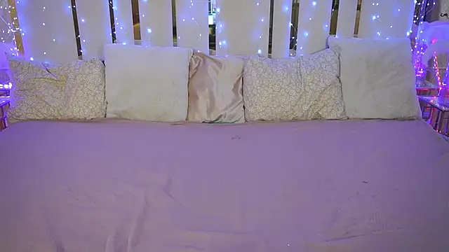 Daisy Delight online show from February 22, 4:18 am