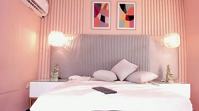 samyriverss online show from October 3, 1:57 am