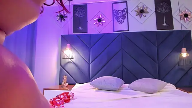 samyriverss online show from October 21, 11:00 am