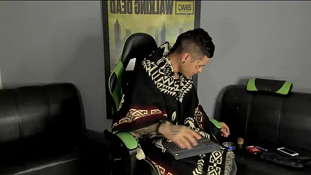 jamesinked  online show from January 3, 3:38 am