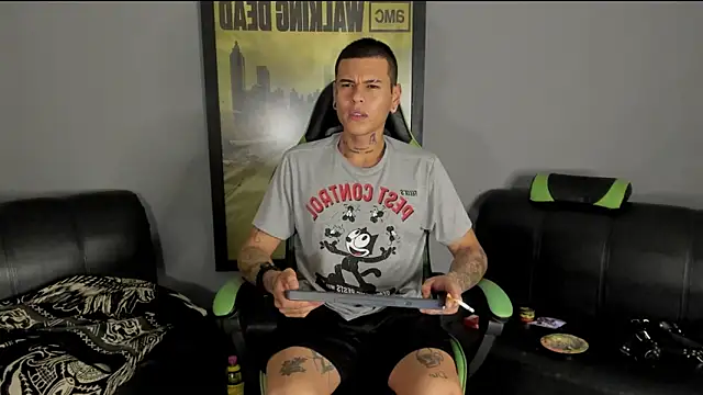 jamesinked  online show from January 4, 2:14 am