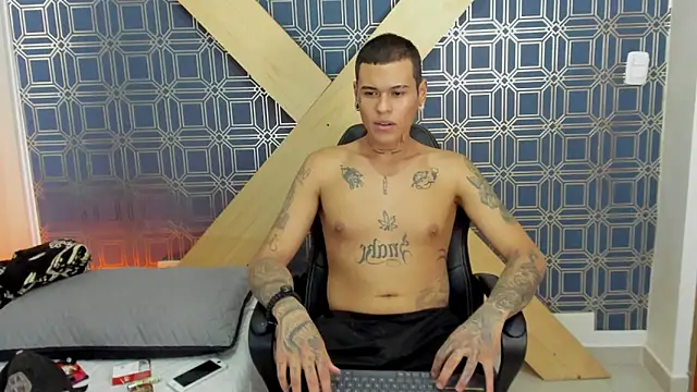 jamesinked  online show from January 9, 6:47 pm