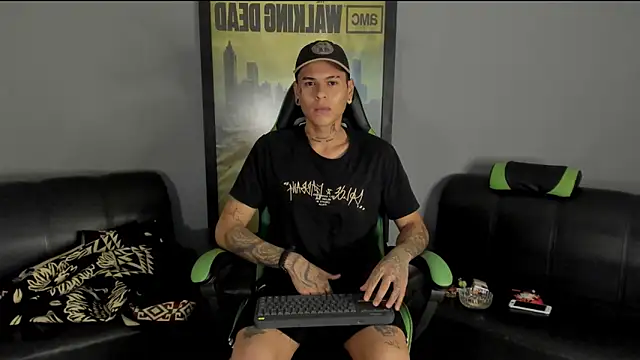 jamesinked  online show from January 10, 12:38 am