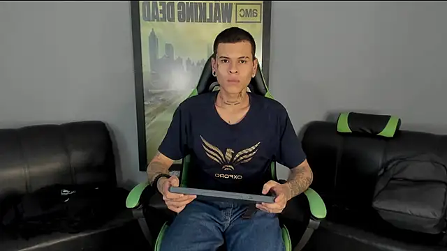 jamesinked  online show from January 11, 6:54 pm