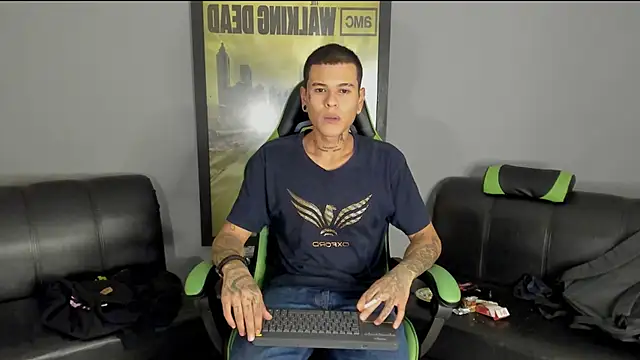 jamesinked  online show from January 12, 2:24 am