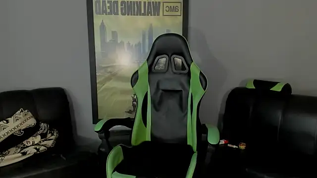 jamesinked  online show from January 24, 4:06 pm