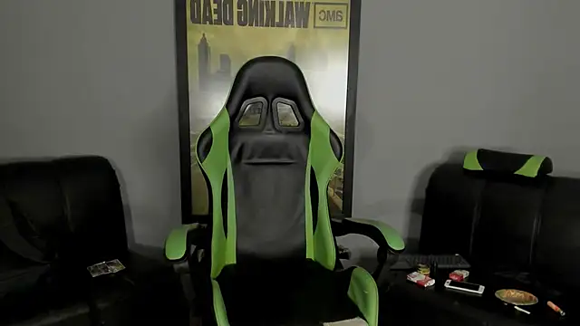 jamesinked  online show from February 3, 2:14 am