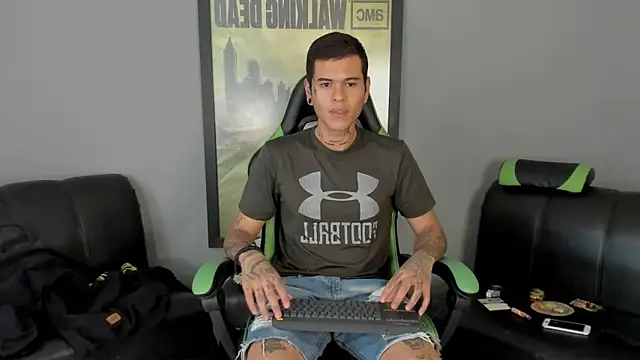 jamesinked  online show from February 12, 6:51 pm