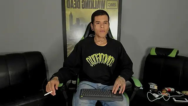 jamesinked  online show from February 14, 4:58 am