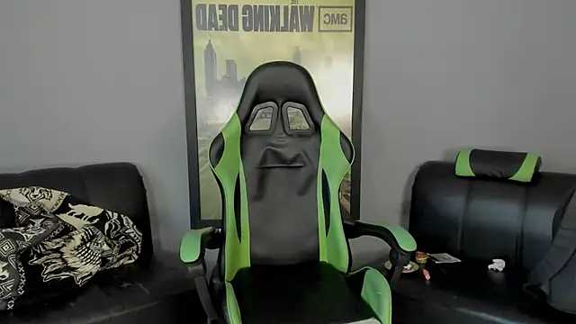 jamesinked  online show from February 19, 6:21 pm