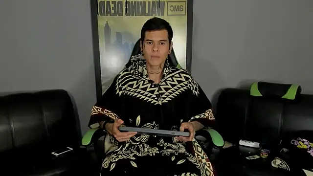 jamesinked  online show from March 9, 3:32 am