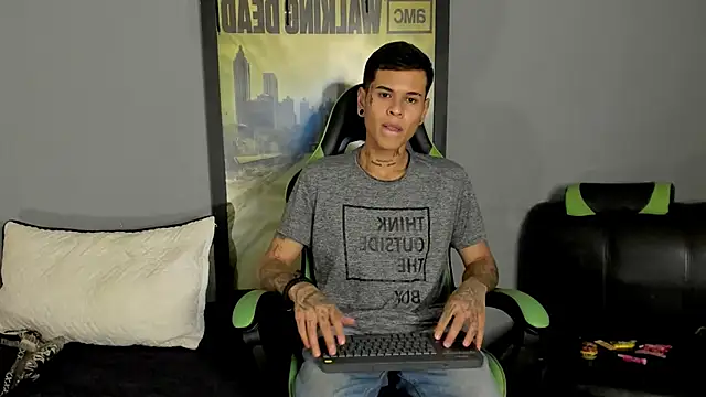 jamesinked  online show from March 23, 2:04 am