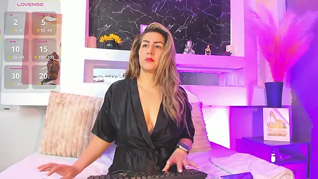 Cinthya mjs online show from March 23, 12:42 pm