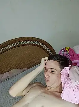 Milfvalesk online show from February 8, 3:19 am