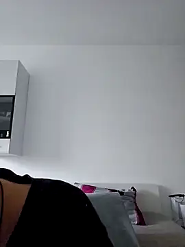 nickdtr online show from December 15, 10:07 am