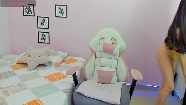 sophie pazz online show from October 3, 10:40 pm