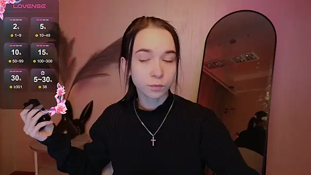 Snapshot of LilithStrangfor chatting on March 19, 8:22 pm LilithStrangfor online show from March 19, 8:22 pm