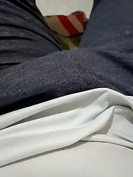 Snapshot of beautiful_hands_ chatting on January 30, 4:24 pm beautiful hands  online show from January 30, 4:24 pm