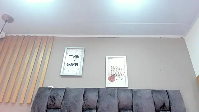 mariaa fernanda online show from September 26, 3:21 am