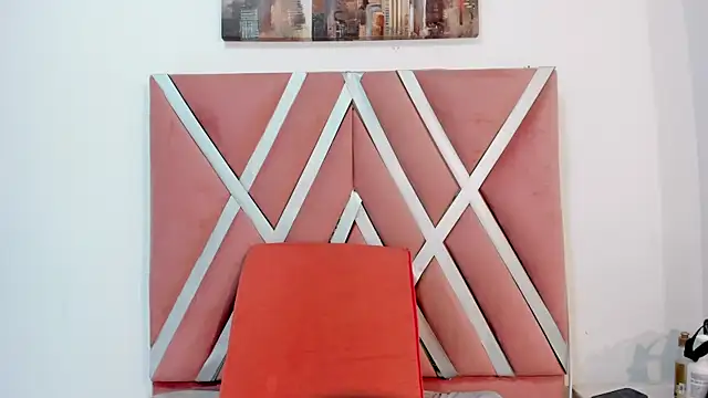  miaquevedo  online show from April 8, 4:07 pm