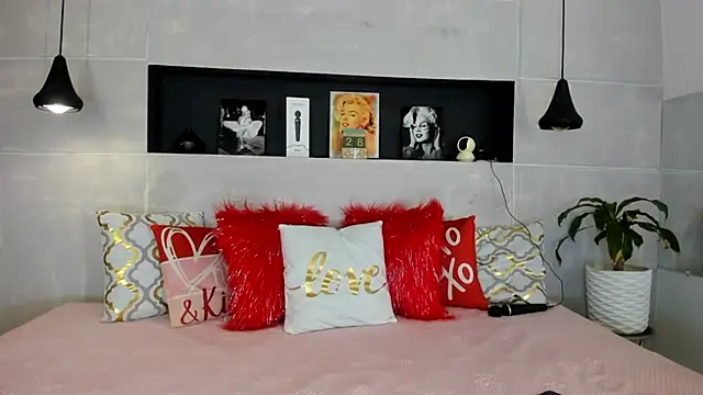 BERGINY  online show from March 4, 1:38 pm