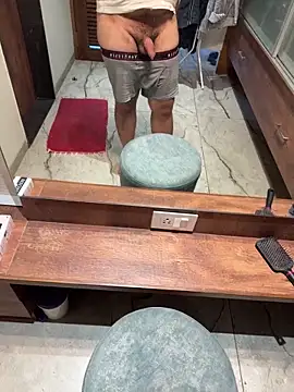 versatile guy01 online show from October 12, 10:03 am