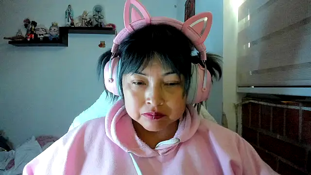 Snapshot of Shaddycute_ chatting on May 31, 8:32 pm Shaddycute online show from May 31, 8:32 pm