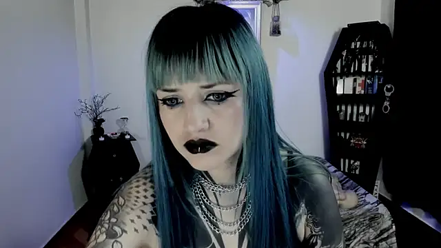 Snapshot of DimmuandDarkness chatting on May 23, 6:56 pm DimmuandDarkness online show from May 23, 6:56 pm