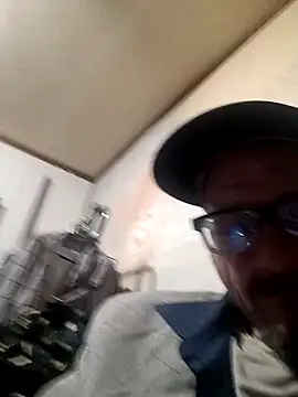 gettinit2wice online show from January 2, 11:41 am