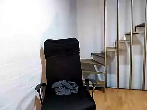 Jessie Desire online show from January 18, 6:03 am