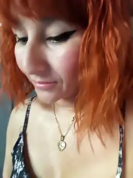 Snapshot of florecita9 chatting on February 2, 4:06 pm florecita9 online show from February 2, 4:06 pm